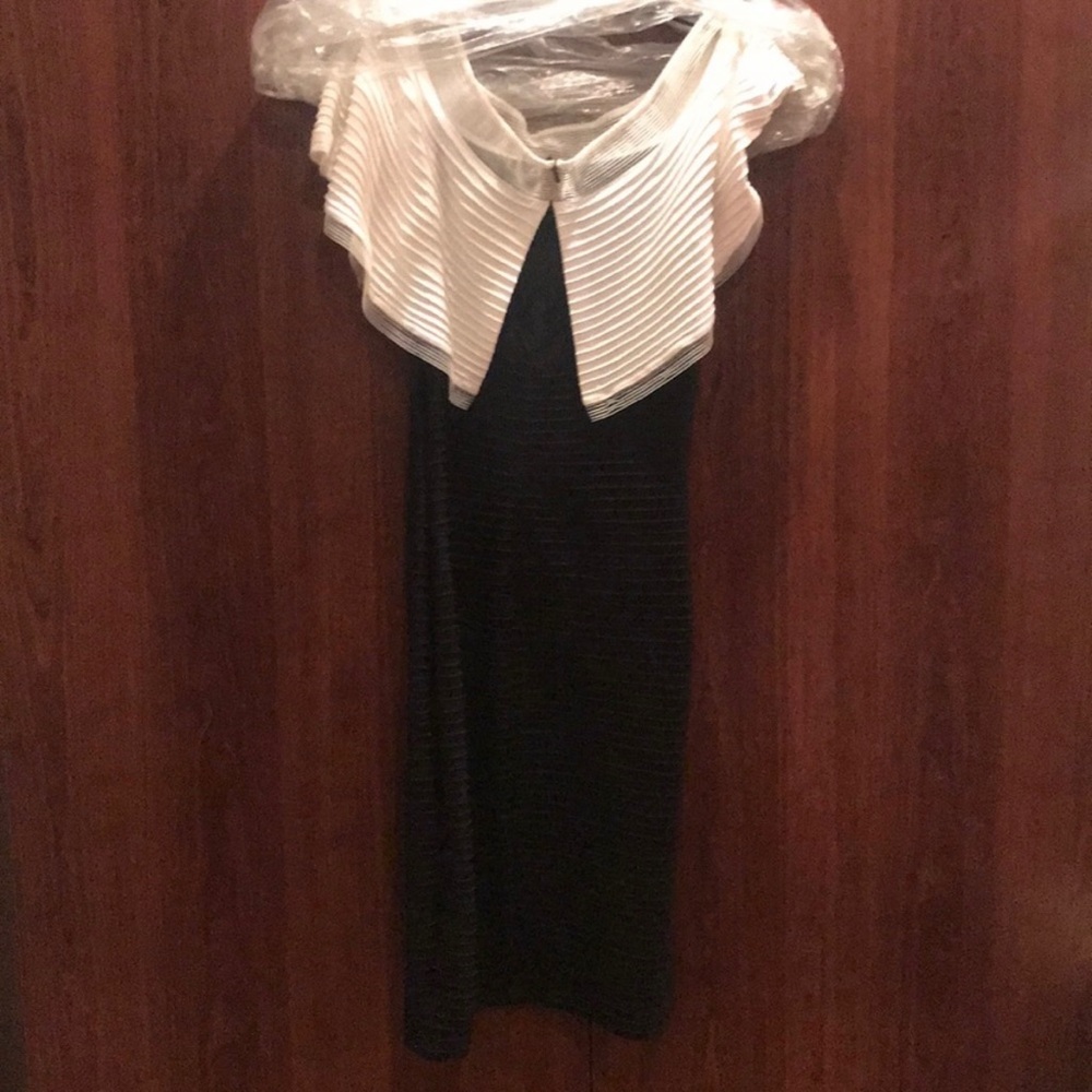 Classy elegant dress - Picture 6 of 6